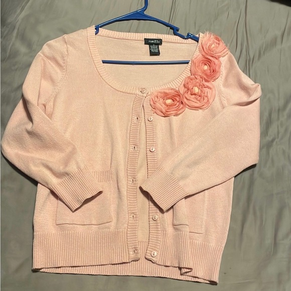 2 cardigans - Picture 2 of 3